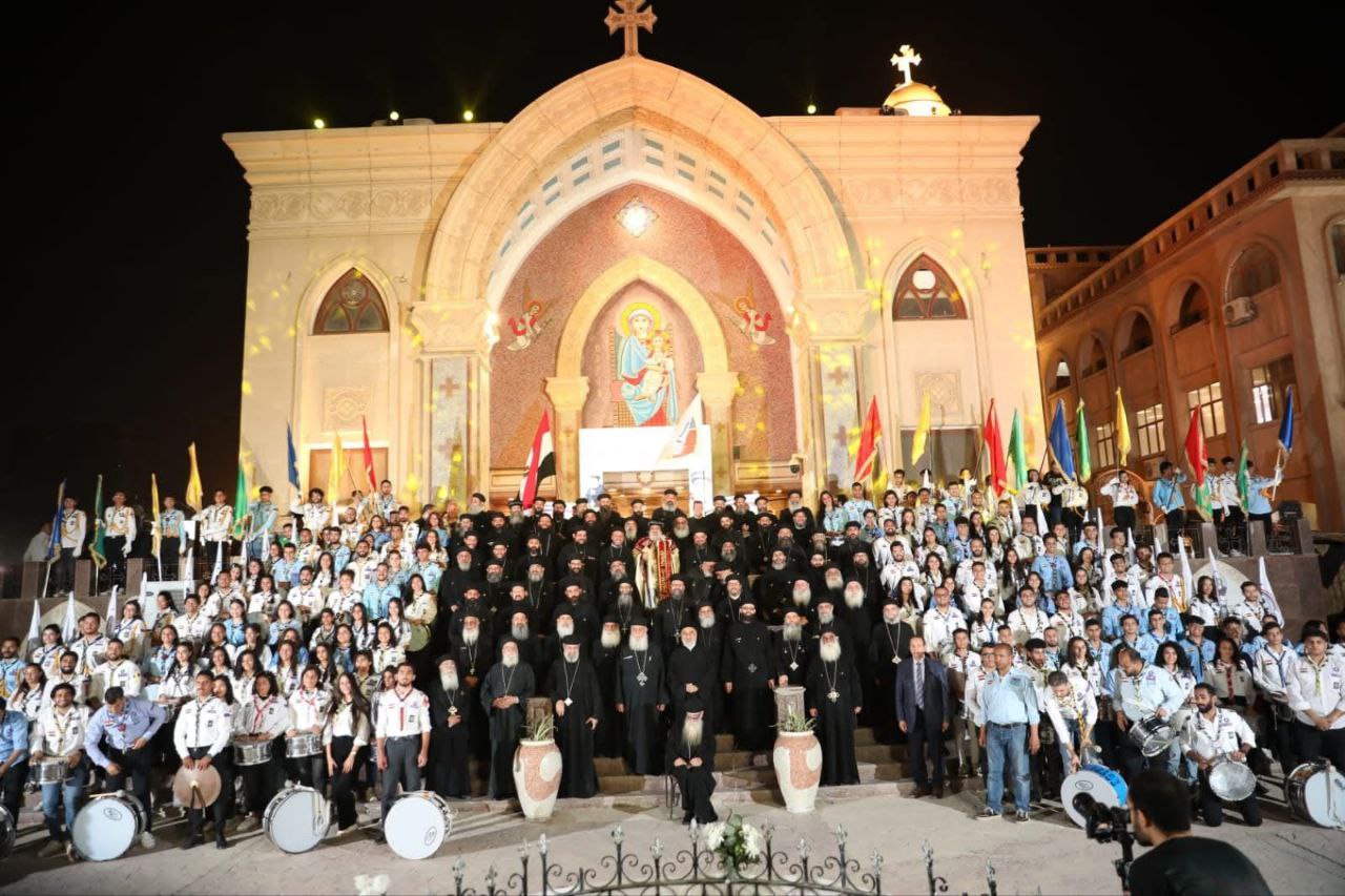 <p dir=rtl>مبادرة<br><span class=uk-text-primary>شبابنا بيقرا</span></p>